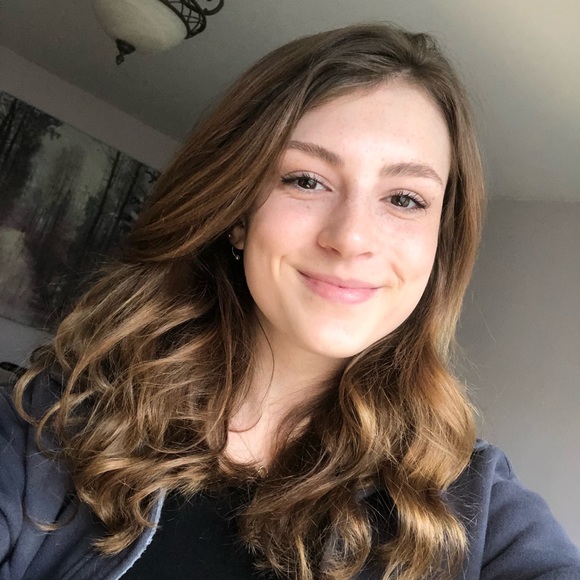 Meet your Posher, Kaitlyn - Picture 1 of 1